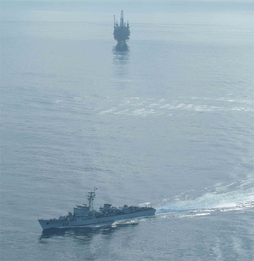 A Jianghu class missile frigate cruising around the Chunxiao gas field